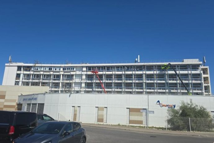 Clinique de Marignane, Marselha, França